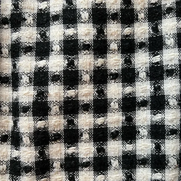 Leslie Fay Houndstooth Skirt - Picture 2 of 9